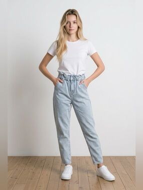 Zara Women's Light Gray Cropped Jeans | Paper Bag Stylr | High rise